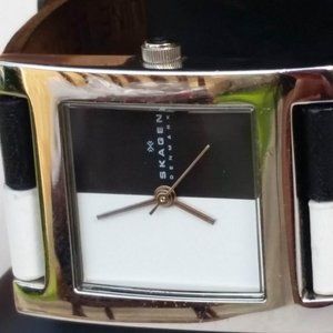 Skagen 228SSLW-B Black and White Leather Band Stainless Steel Watch